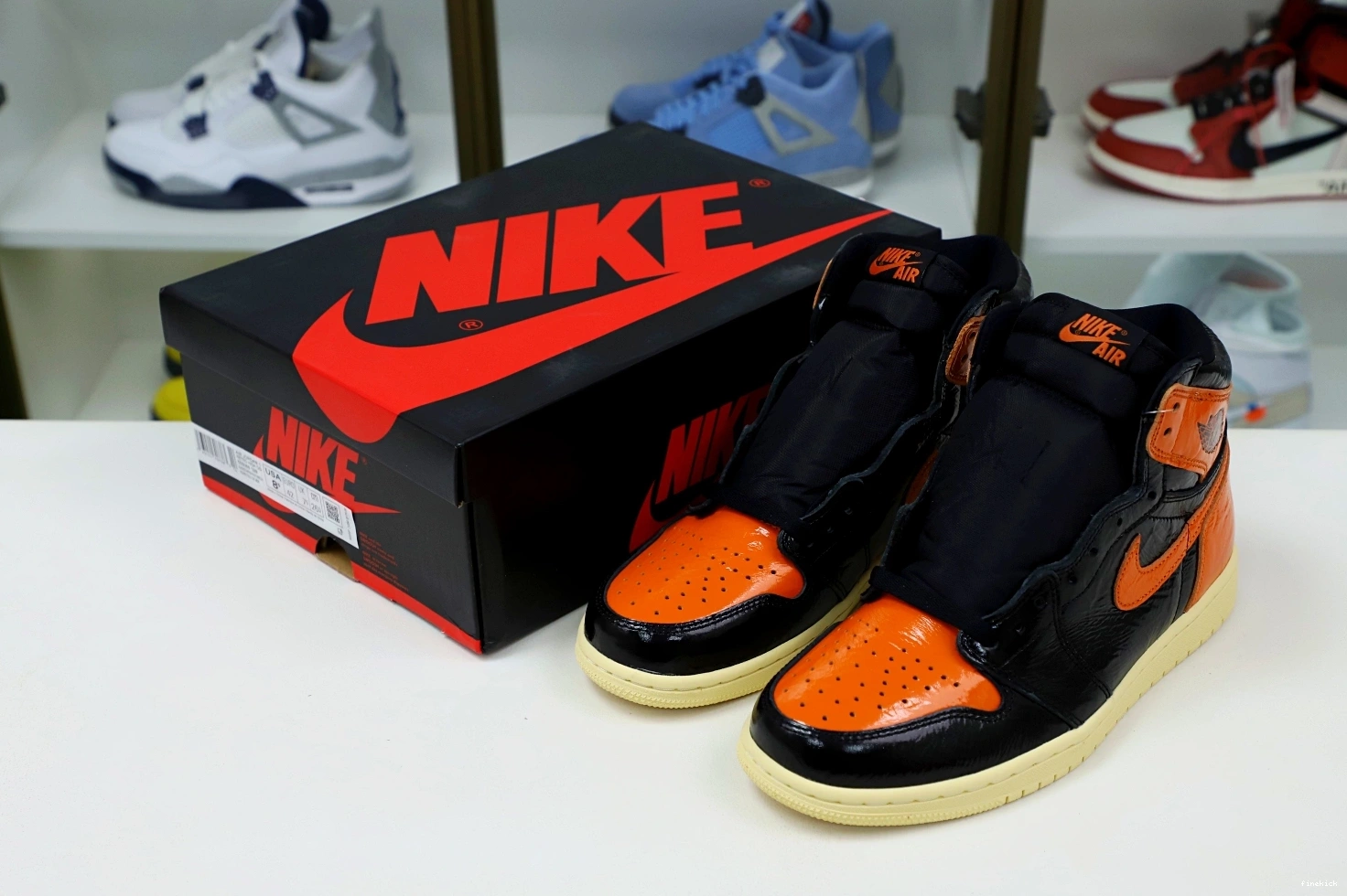 1 OG RETRO AIR 'SHATTERED 3.0' HIGH JORDAN BACKBOARD 0310